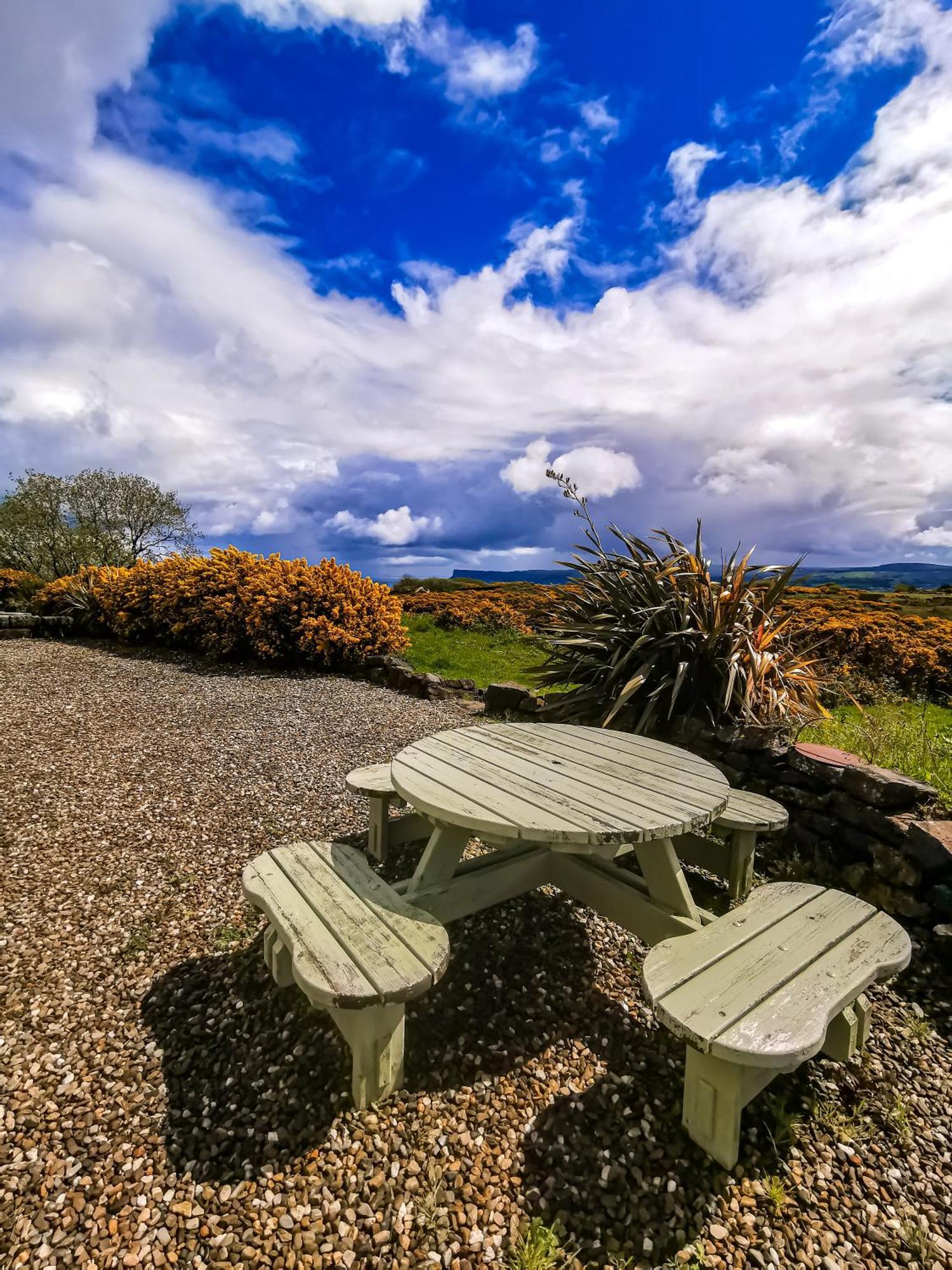 Causeway Coast Country Cottage, Pet-Friendly Баллікасл Екстер'єр фото